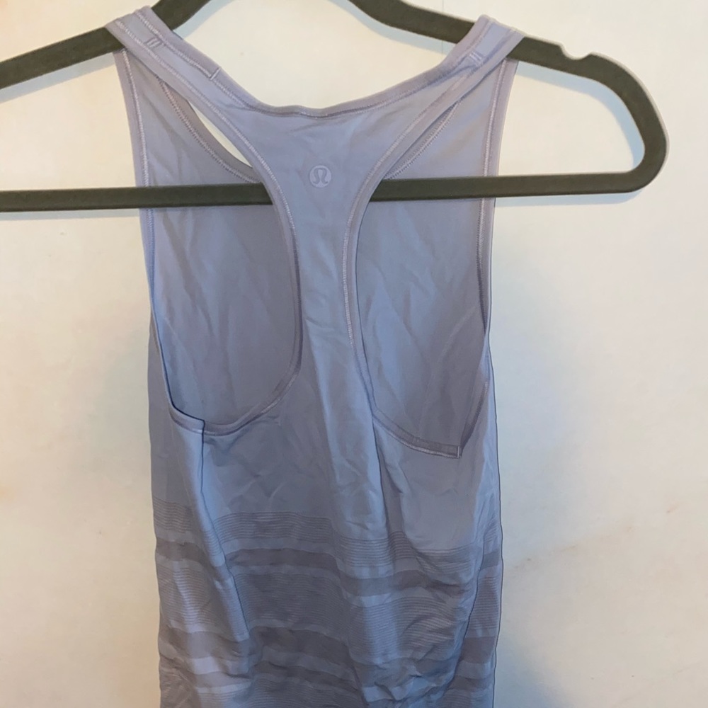 Lululemon Tanktop - Picture 2 of 3